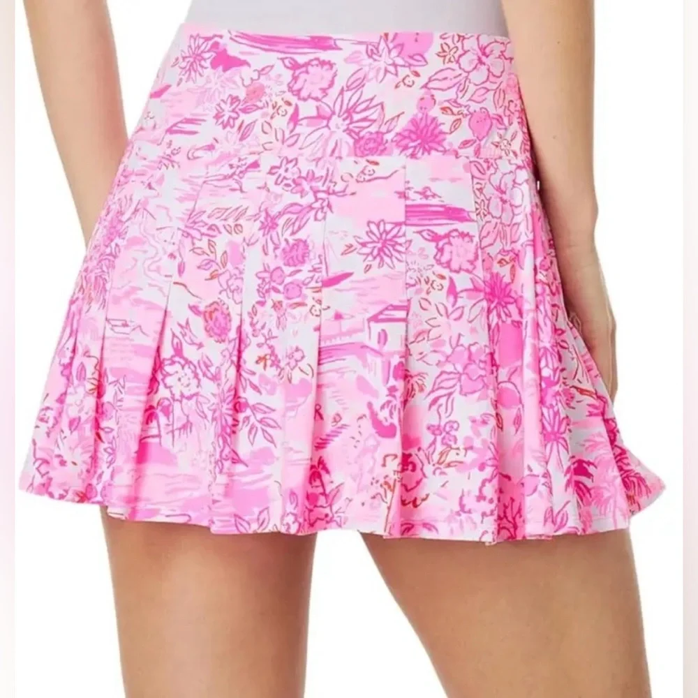 Lilly Pulitzer Pink Floral athletic skort and shirt - Picture 2 of 10